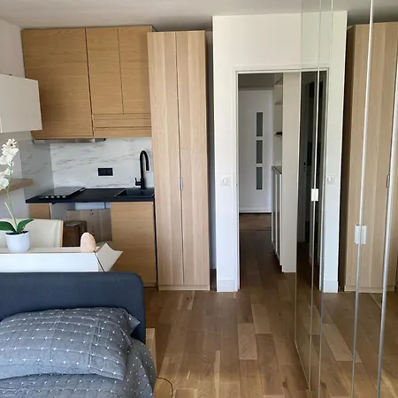 Apartment Vue, Espace & Confort 2 Avec Terrasse & Parking, Aux Portes De Paris Puteaux